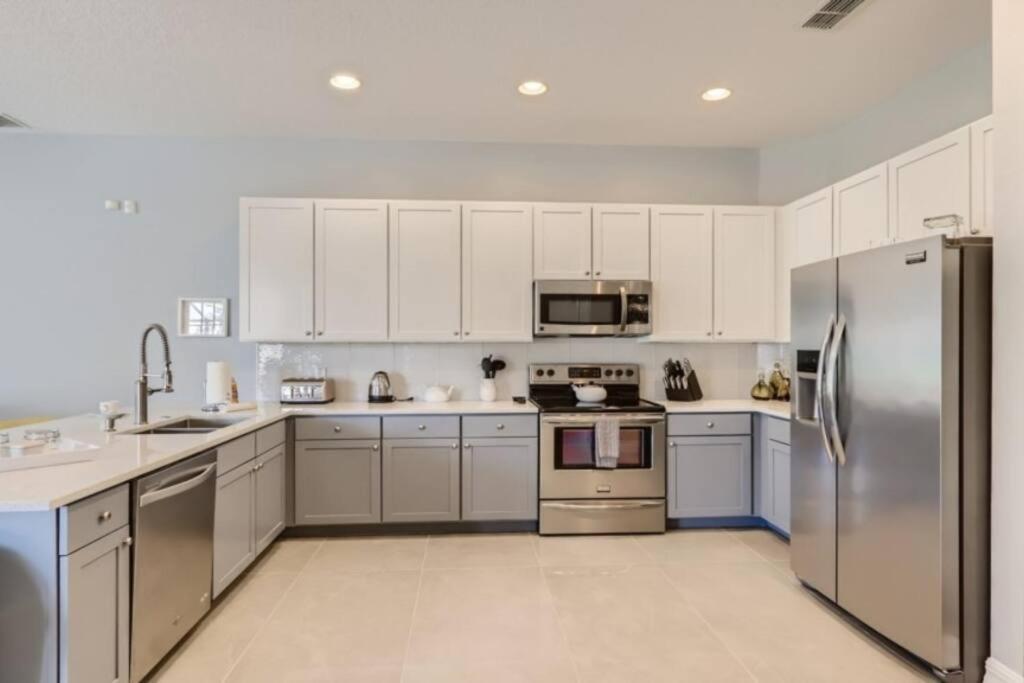 The Marvel Mansion 5Br Pool Home Near Disney World Орландо Экстерьер фото
